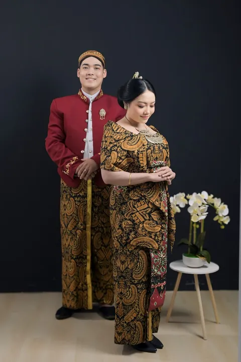 Foto sampul undangan Della & Rizky