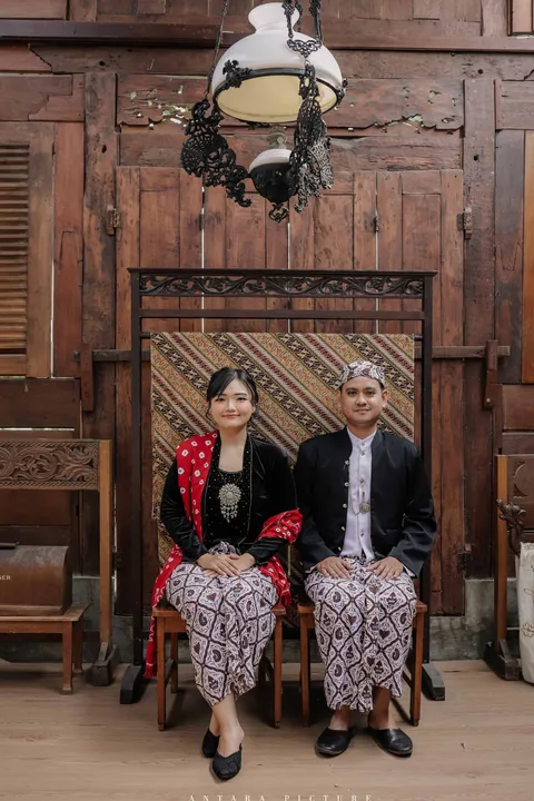 Foto sampul undangan Berlian & Martha