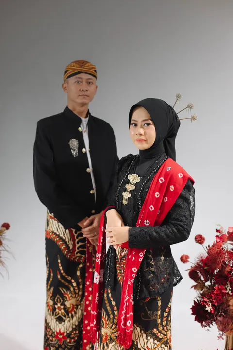 Foto sampul undangan Sherly & Rachmad