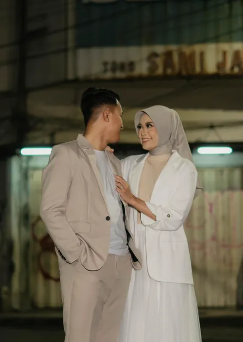 Foto sampul undangan Gushnul & Deva