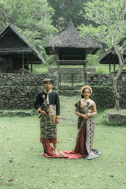 Foto sampul undangan Osin & Ludra