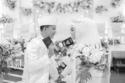 Foto sampul undangan Ayu & Dio