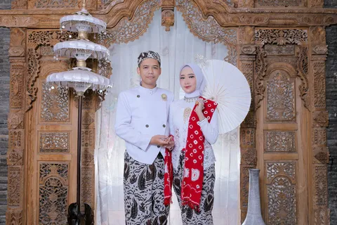 Foto sampul undangan Nia & Arsya