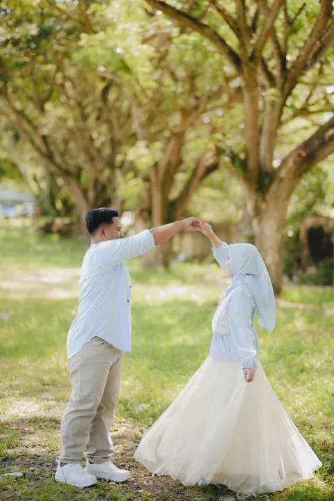 Foto sampul undangan Noldi & Mala