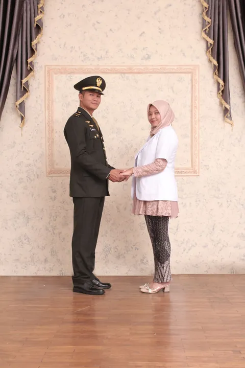 Foto sampul undangan Badrus & Husnul