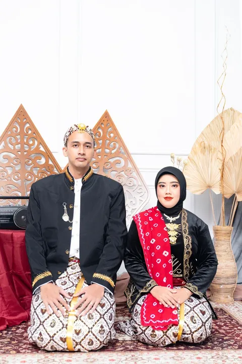 Foto sampul undangan Muhammad Yuswar Malik & Sherina Ayu Salsabilla