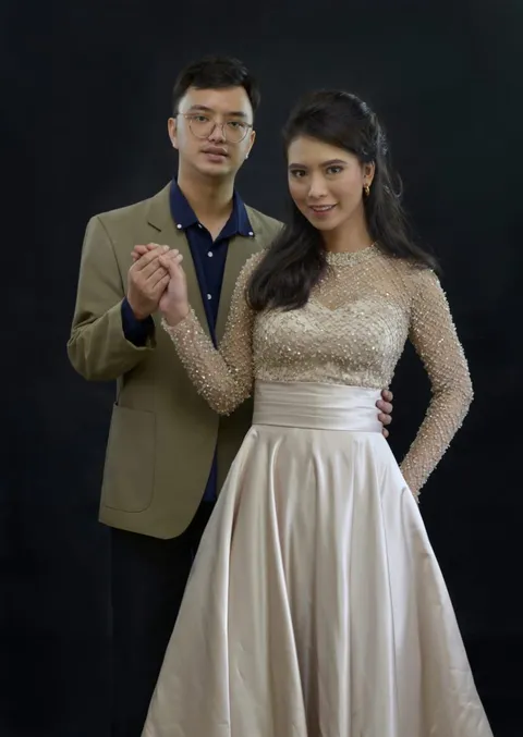 Foto sampul undangan Klara & Kelvin