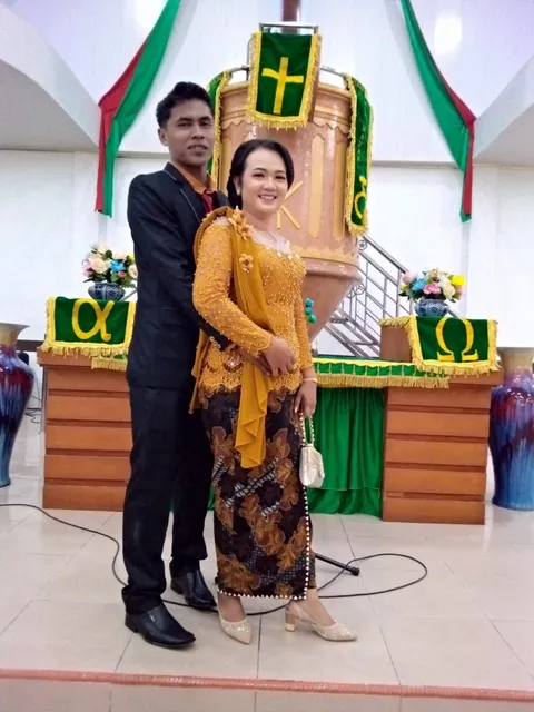 Foto sampul undangan Megawati Naiborhu, S.Pd & Jhon Nababan
