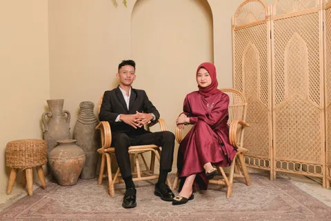 Foto sampul undangan - & -