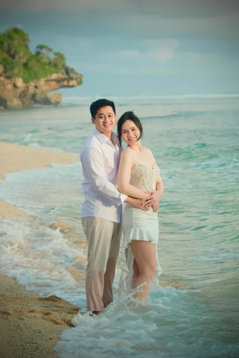 Foto sampul undangan Ruth & Hansen