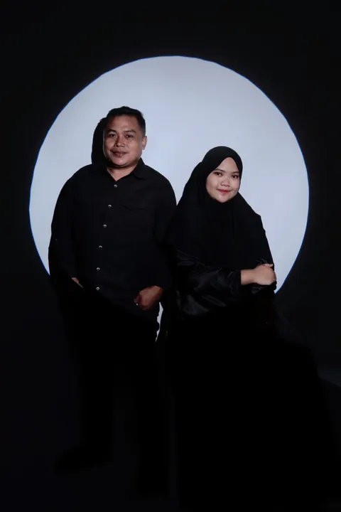 Foto sampul undangan Yoris & Ayu
