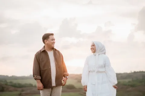 Foto sampul undangan Faisal & Estin