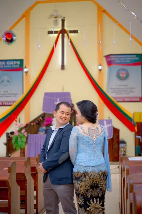 Foto sampul undangan Atris & Desnal