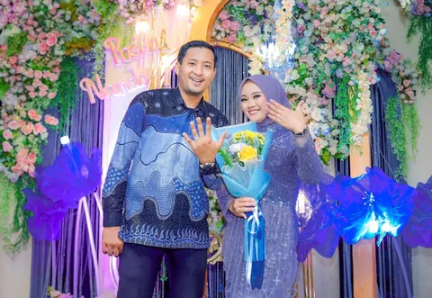 Foto sampul undangan Nando & Riska