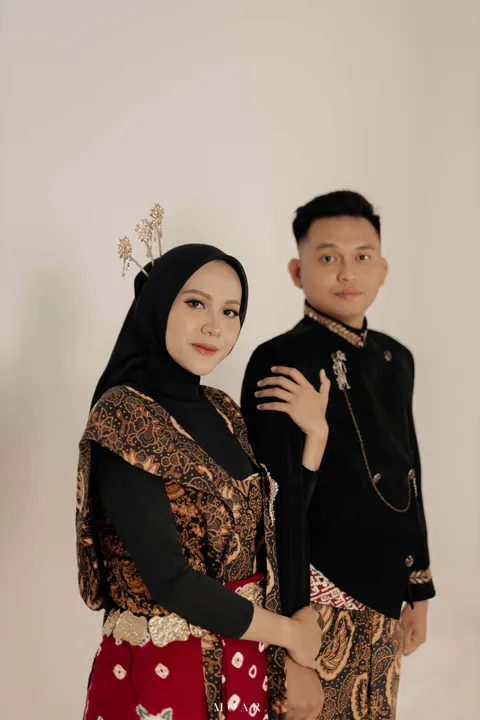 Foto sampul undangan Abiyyu & Adia