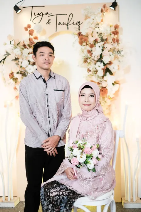 Foto sampul undangan Taufiq & Tiya