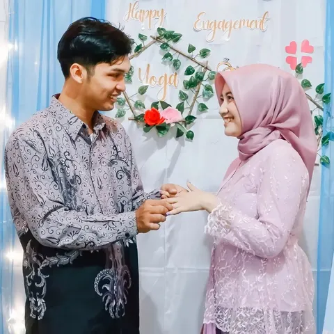 Foto sampul undangan Lilik & Yoga