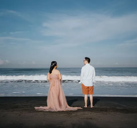 Foto sampul undangan Leyonie & Iwan