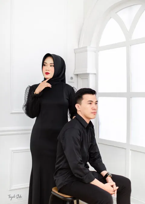 Foto sampul undangan Rio & Ana