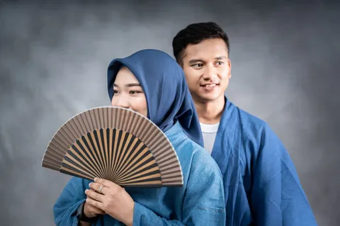 Foto sampul undangan Reni & Danik