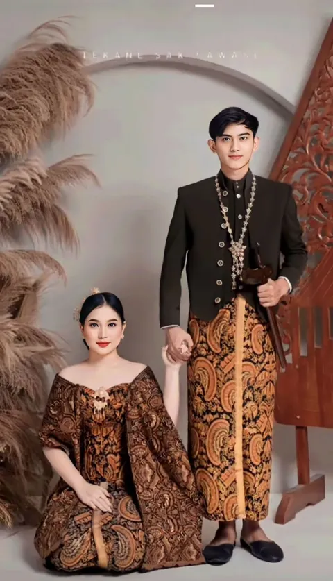 Foto sampul undangan Rieke Artindy Lefianti & Jusuf Rangga Sura Jayadiningrat