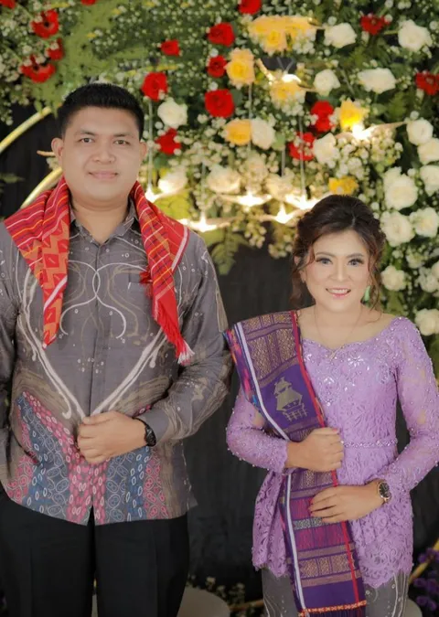 Foto sampul undangan Nella & Andry