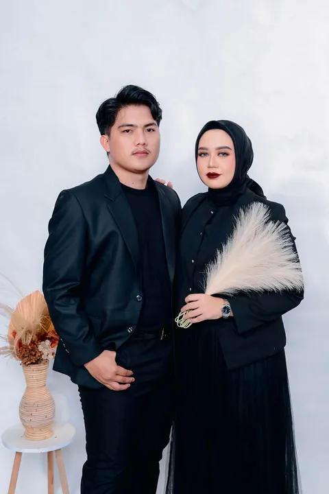 Foto sampul undangan Risaldi & Alfy