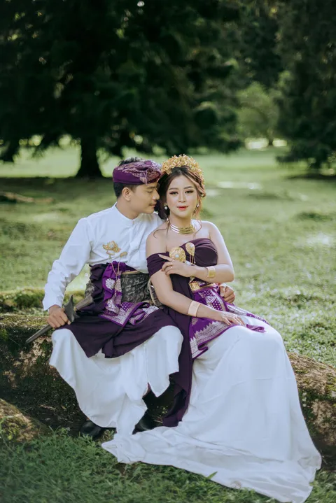 Foto sampul undangan Anis & Wisnu