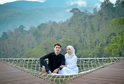 Foto sampul undangan Isan & Yaya