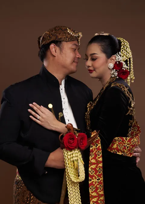 Foto sampul undangan Damar & Desti