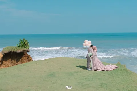 Foto sampul undangan Id & Nandu