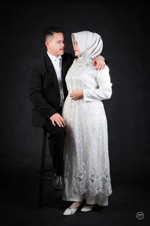 Foto sampul undangan Putri & Dirga