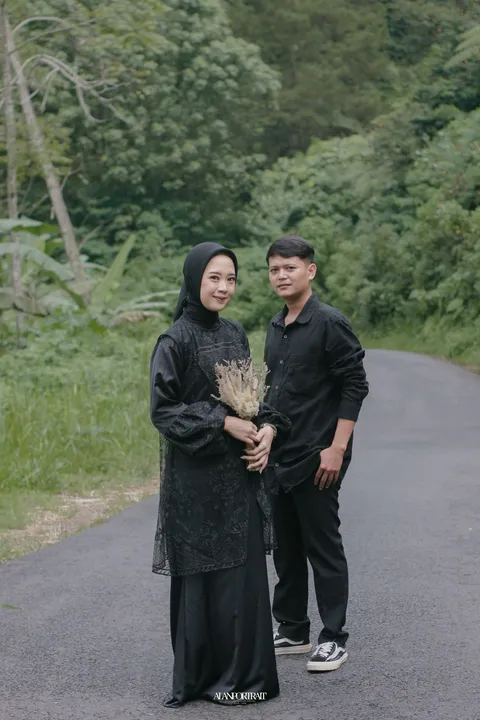 Foto sampul undangan Pernikahan Wulan & Tino