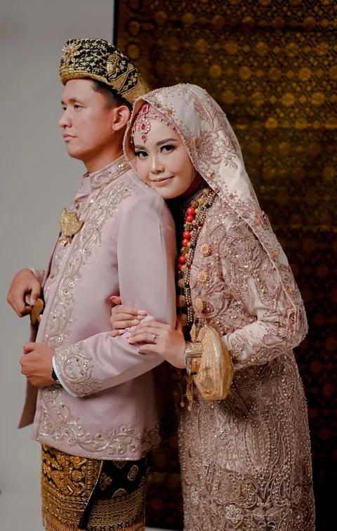 Foto sampul undangan Rahayu & Ikhsan