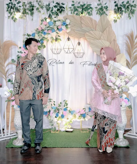 Foto sampul undangan Fitrah & Retno