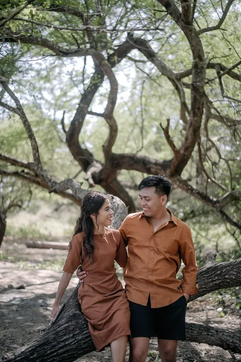 Foto sampul undangan Elis & Freddy