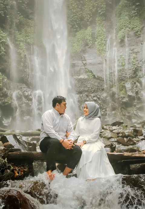 Foto sampul undangan Sulis & Andi