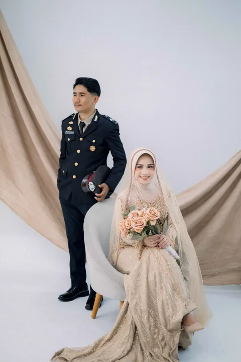 Foto sampul undangan Firda & Barun