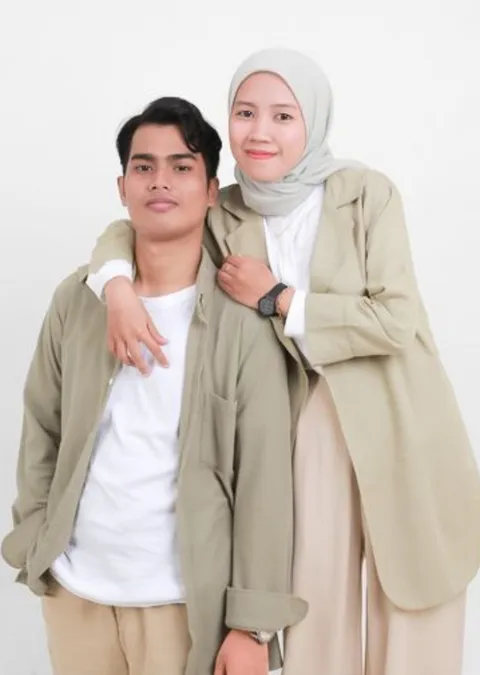 Foto sampul undangan Zean & Lia