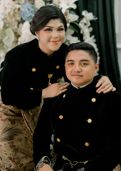 Foto sampul undangan Ika & Agung