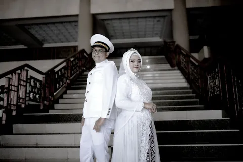Foto sampul undangan Astria & Bagus