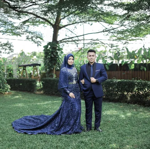 Foto sampul undangan Fajar & Regina