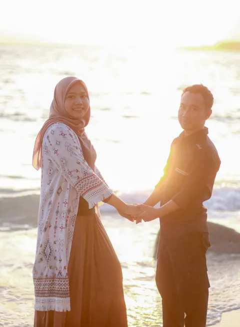 Foto sampul undangan Murni & Erull