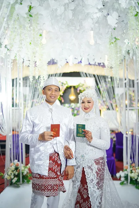 Foto sampul undangan Afriliyani & Syaiful