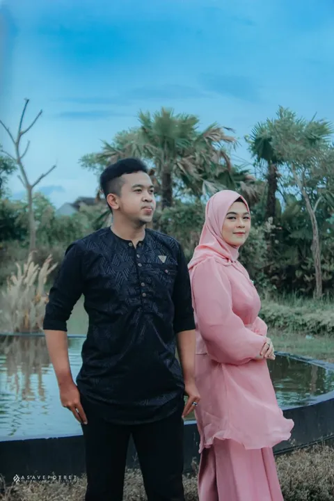 Foto sampul undangan Bunga & Idris