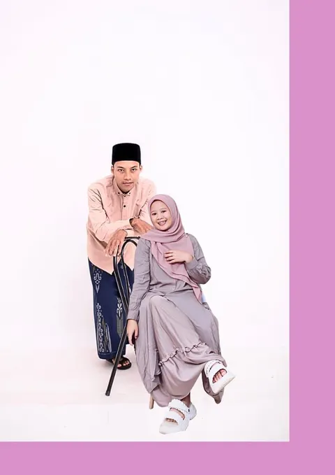 Foto sampul undangan Iik & Irfan
