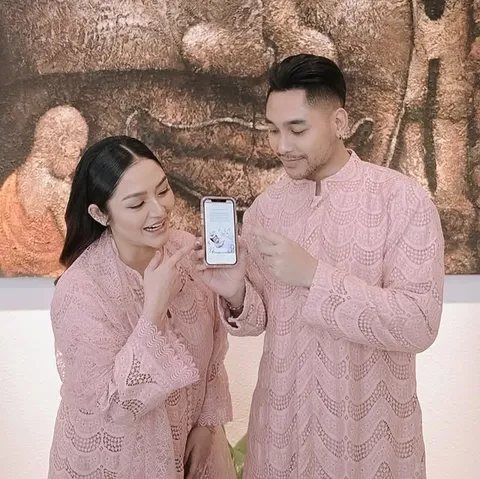 Foto acara aqiqah anak Siti Badriah