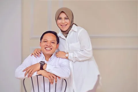 Foto sampul undangan Suci & Tono