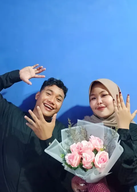 Foto sampul undangan Ipul & Lastri
