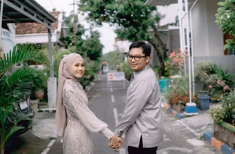 Foto sampul undangan Fitri & Anas